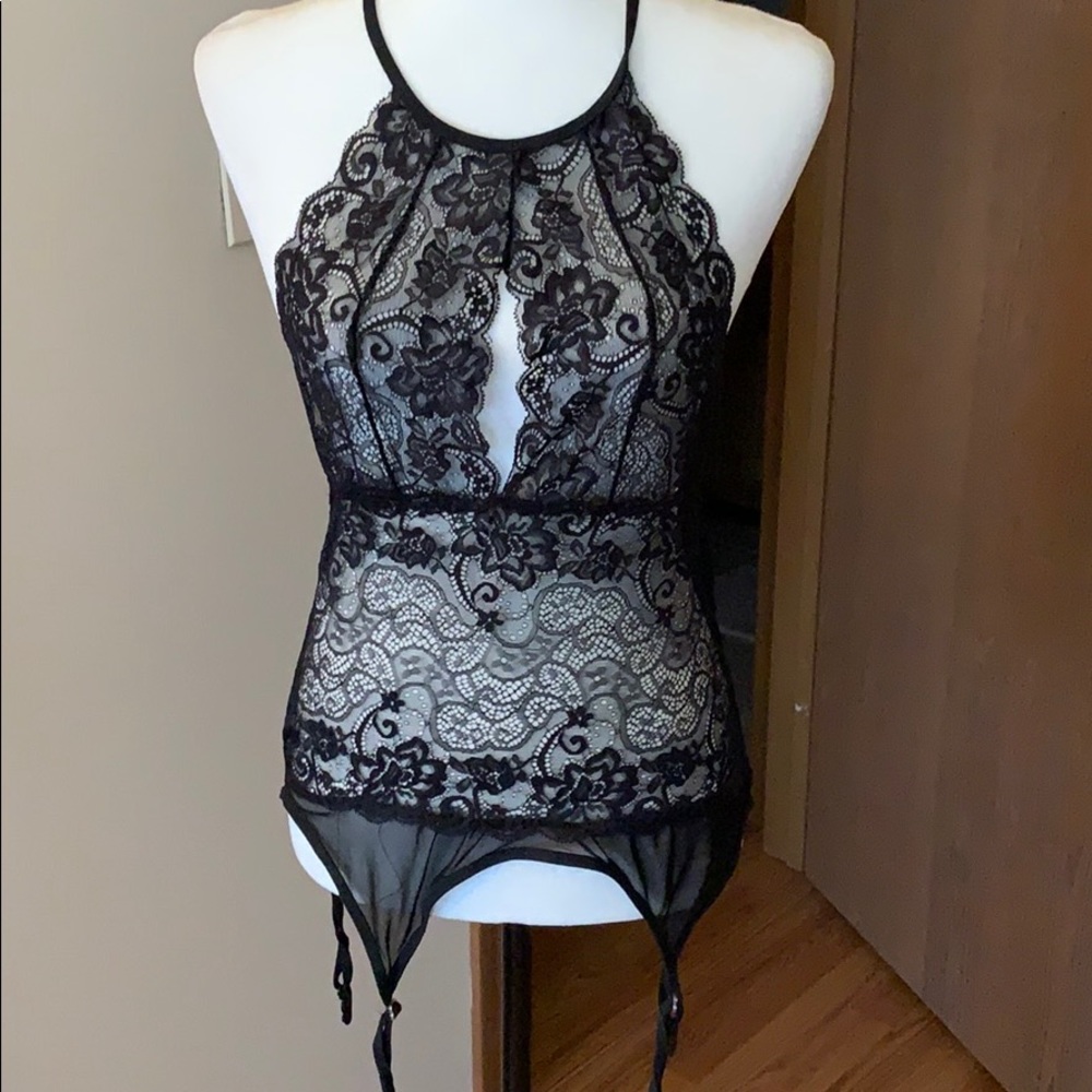 Halter teddie w/ garter